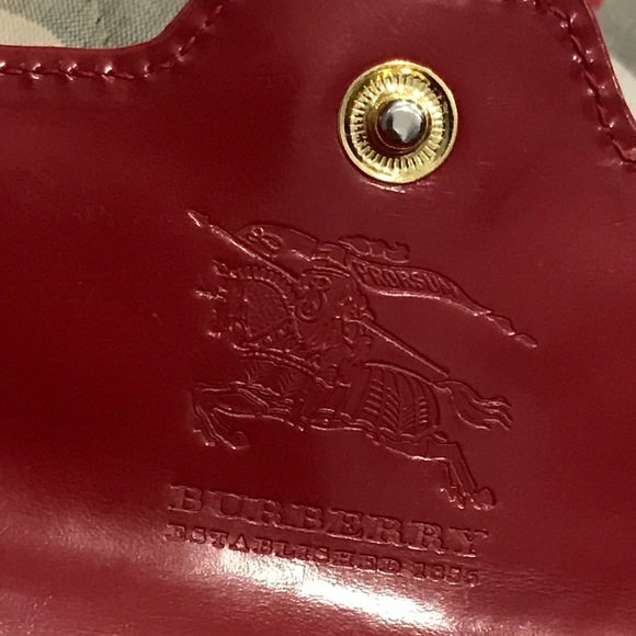 burberry nylon/leather lock wristlet (authentic) - Picture 4 of 8